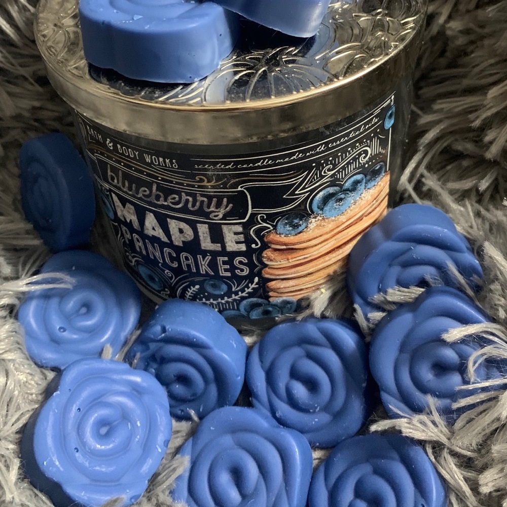 - Bath and Body Works Candle Wax Melts